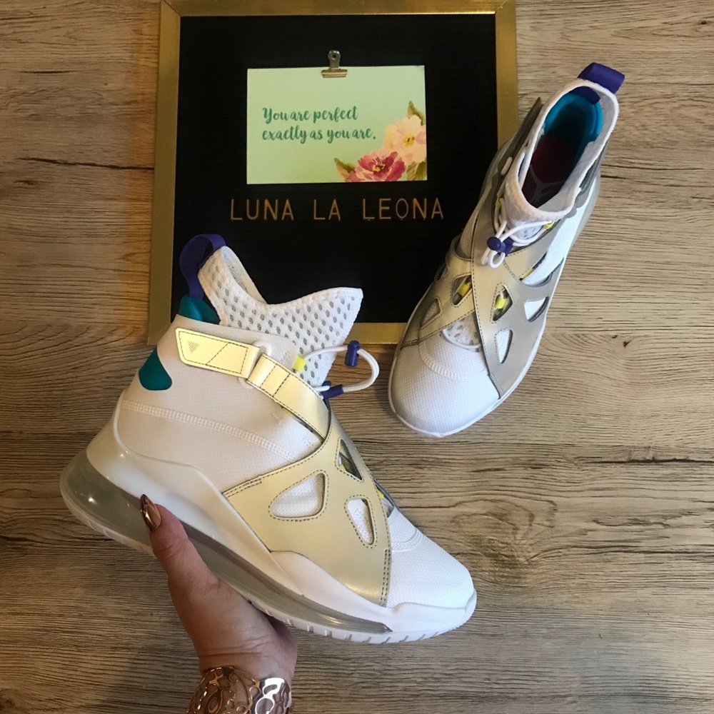 NEW Nike Jordan Air Latitude 720 Hightop Sneakers, AV5187-100